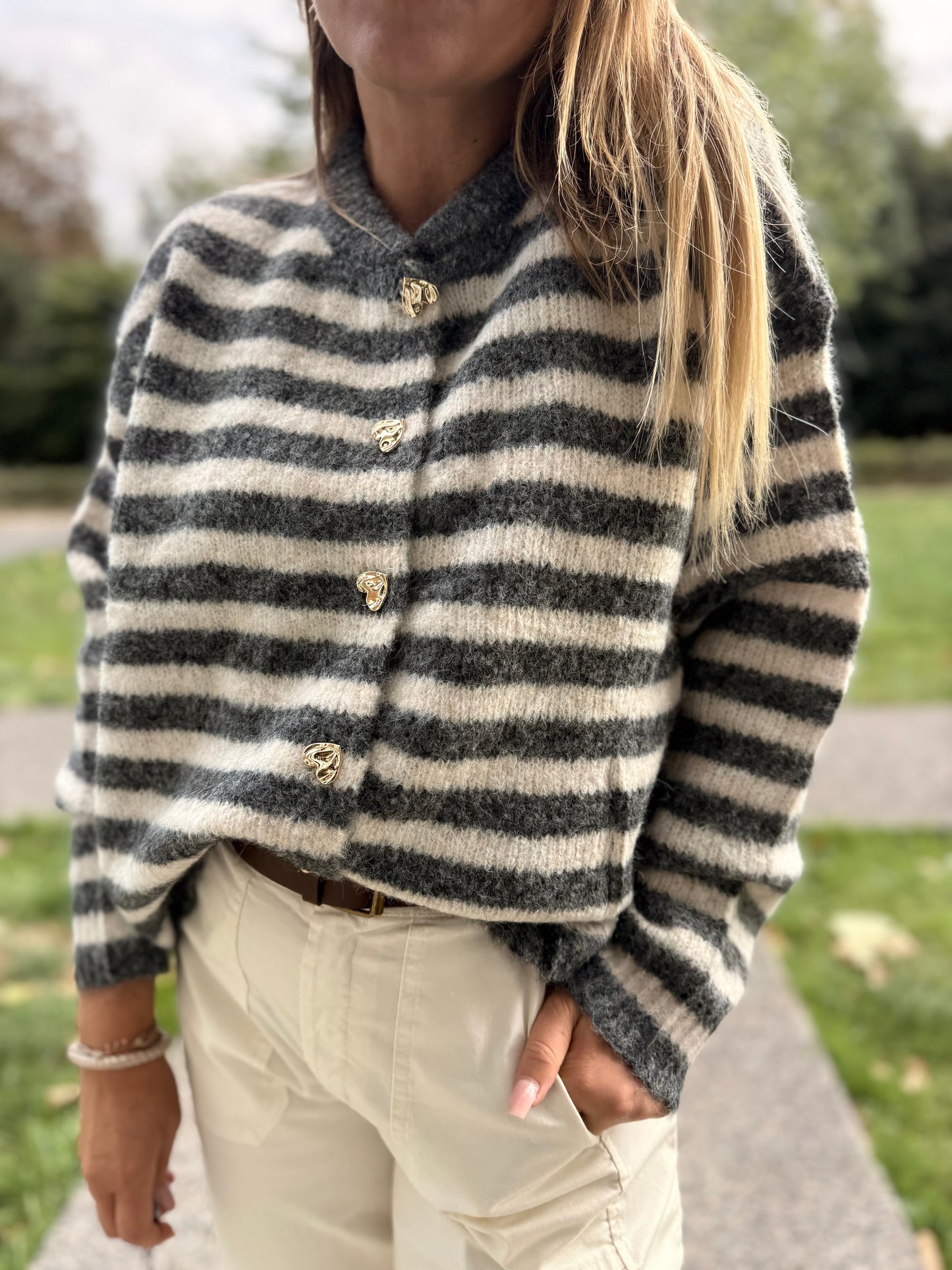 GILET MILO RAYÉ GRIS