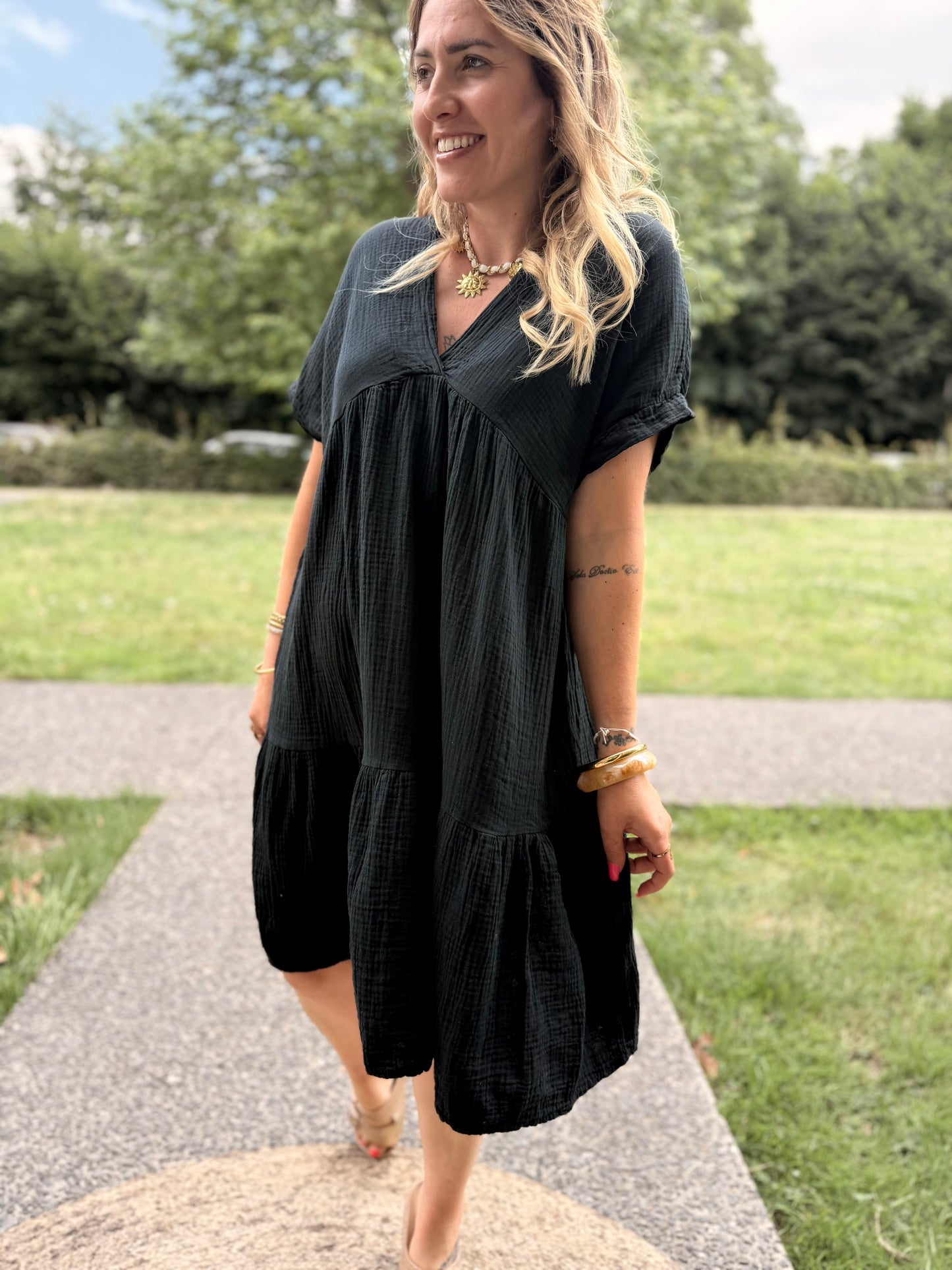Robe Lison Courte Noire