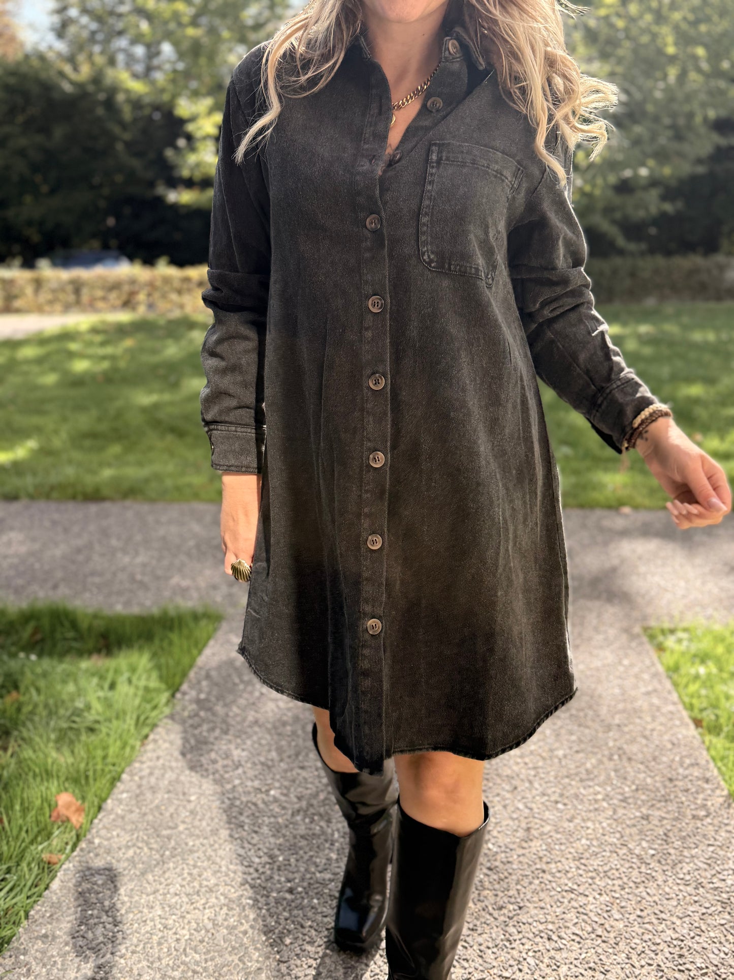 ROBE EN JEAN NOIR