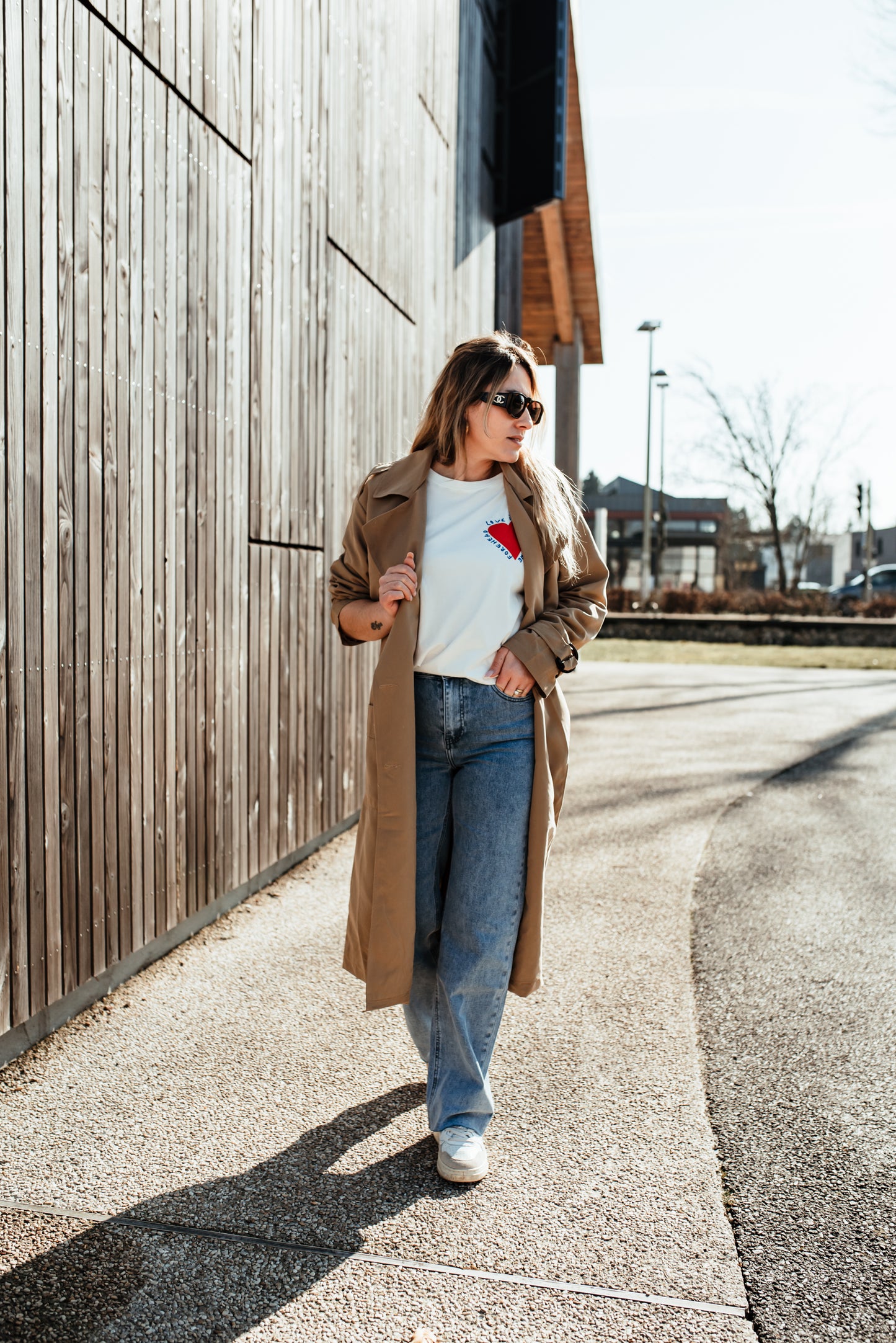 TRENCH TESS
