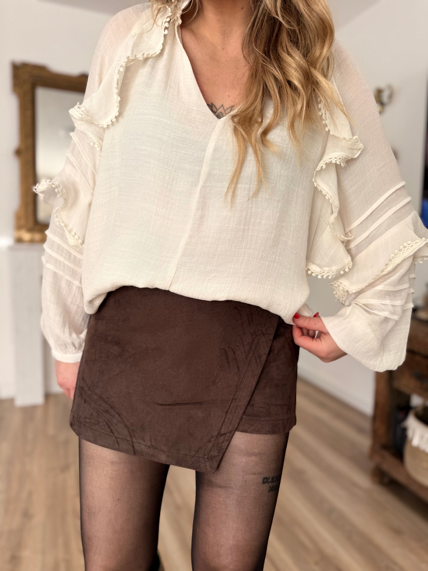 JUPES & SHORTS