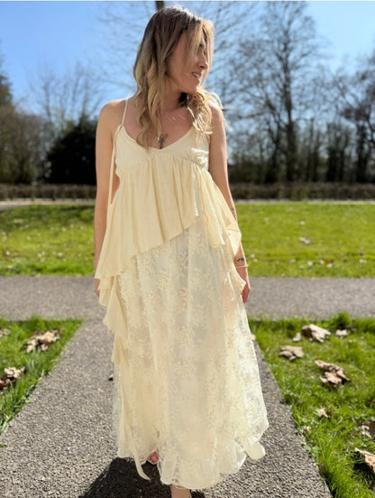ROBE LONGUE DENTELLE