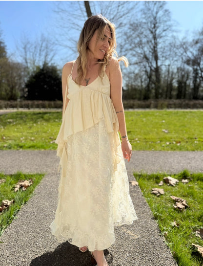 ROBE LONGUE DENTELLE