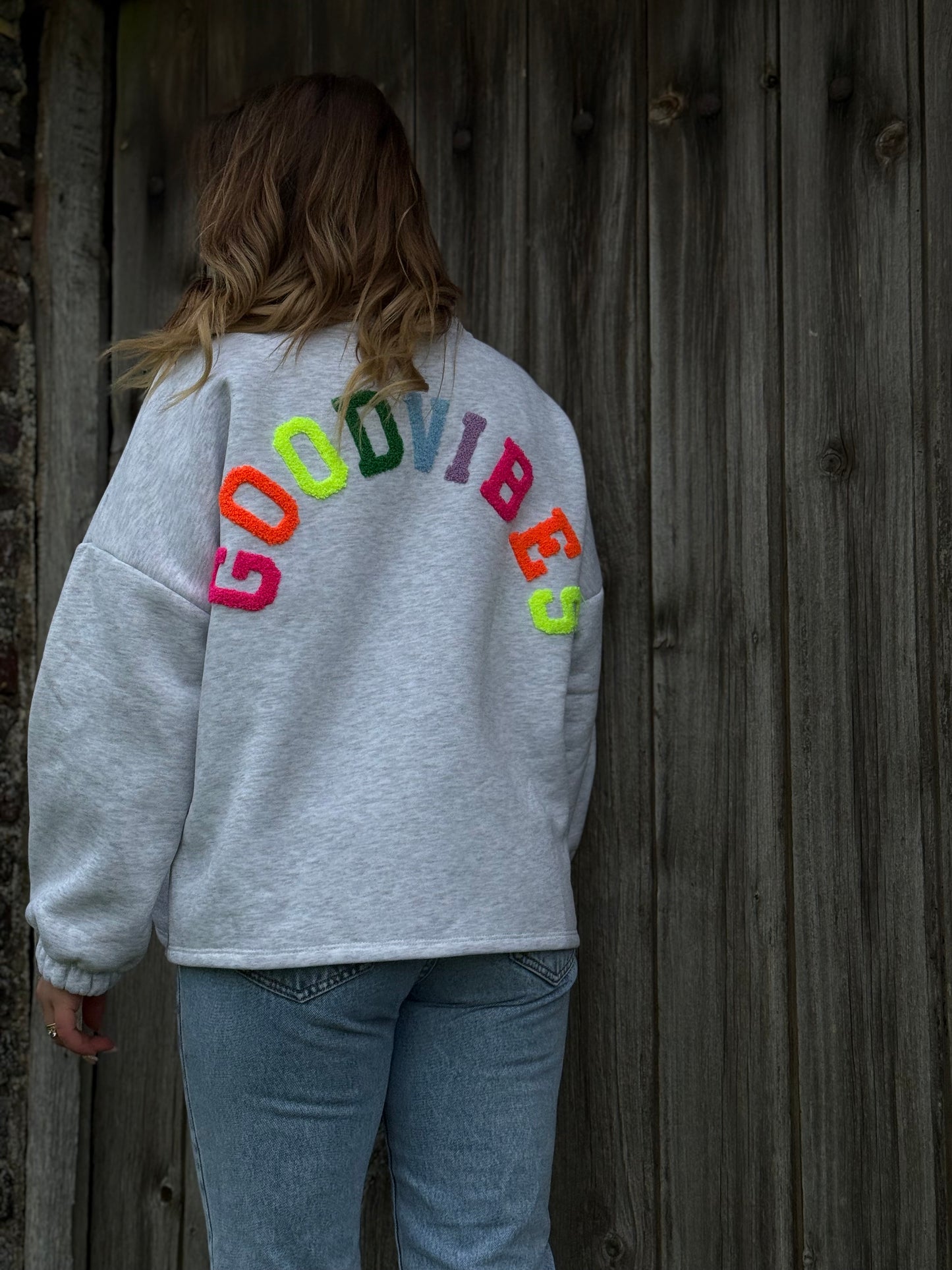 GOOD VIBES -Sweat gris claire