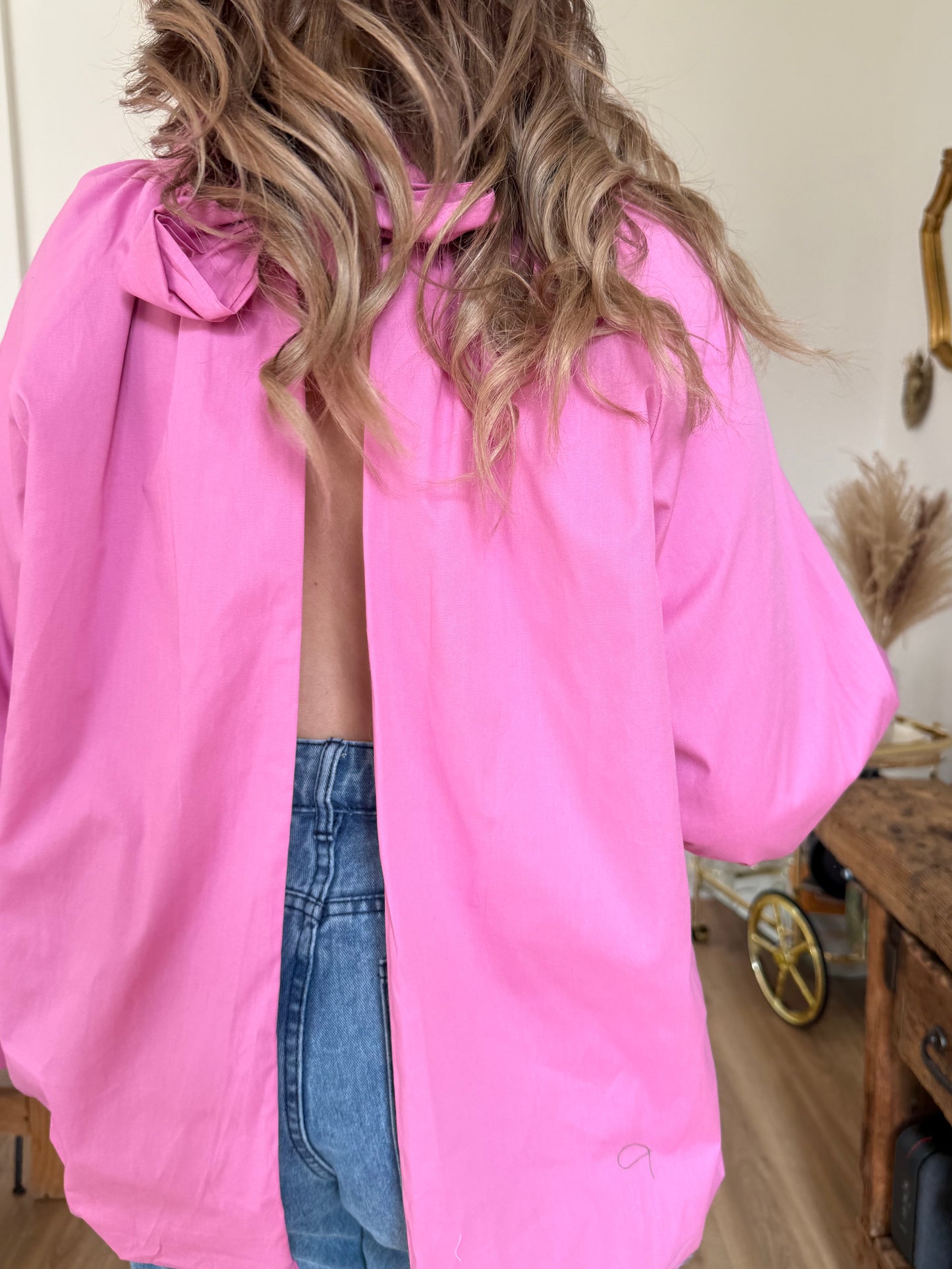 Blouse dos ouvert rose fushia