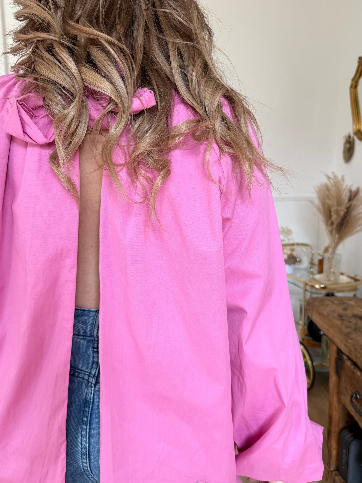 Blouse dos ouvert rose fushia