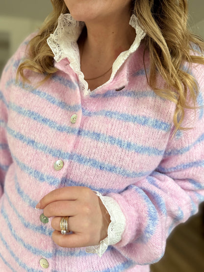 Gilet rayé rose et bleu