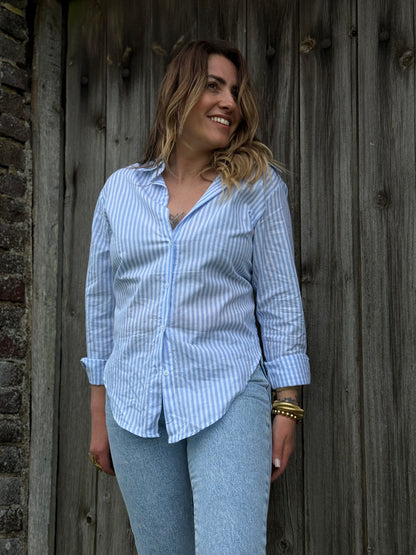 CHEMISE RAYE BLEU - DOS OUVERT