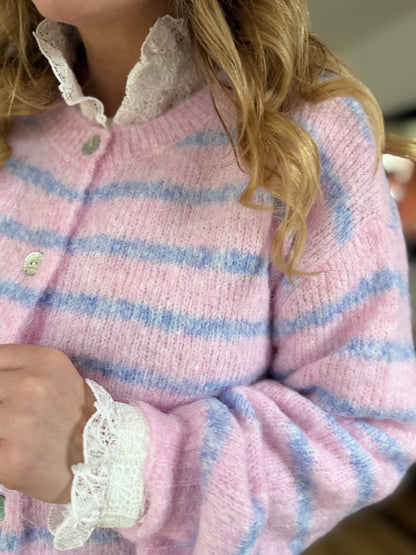 Gilet rayé rose et bleu