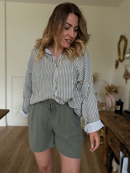 SHORT EN GAZ DE COTON - KAKI