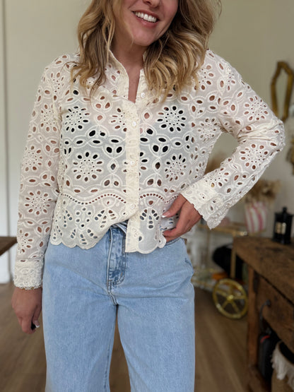 SALY BEIGE - CHEMISIER BRODEE